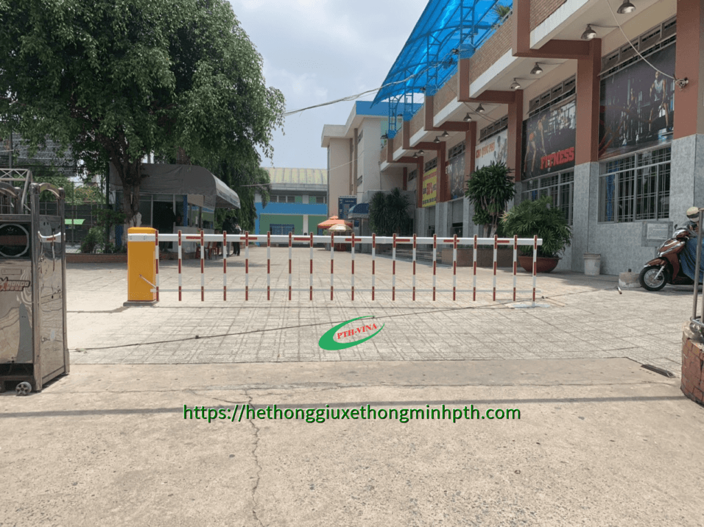 Hình ảnh: Lắp đặt barrier rào tại phường Tây Thạnh, Tân Phú, Tp. Hồ Chí Minh.