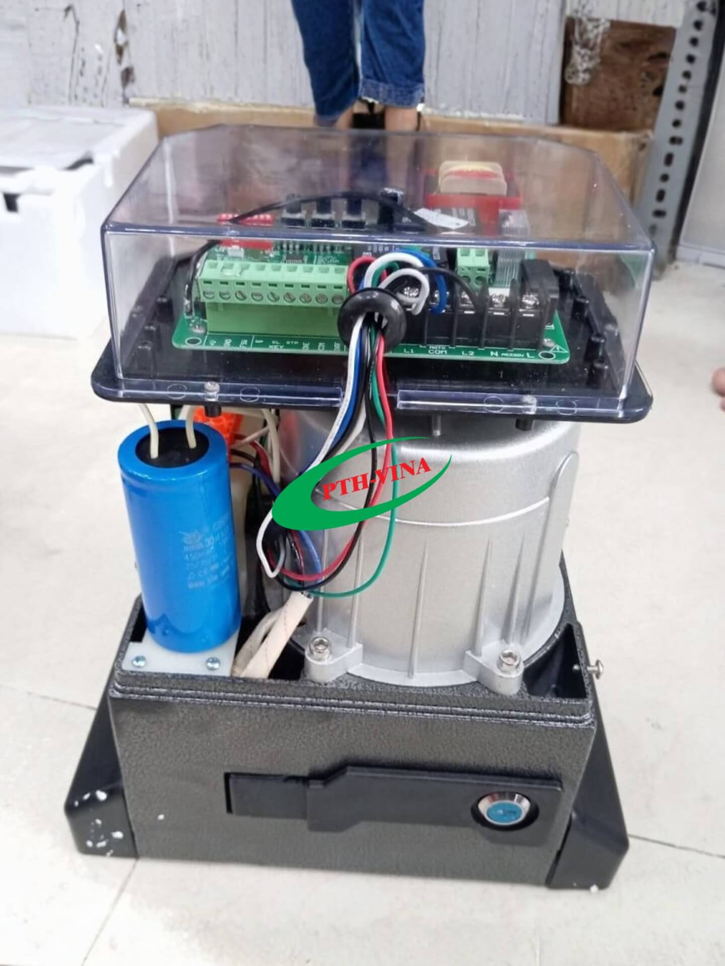 Cấu tạo bên trong motor cổng lùa YH 800