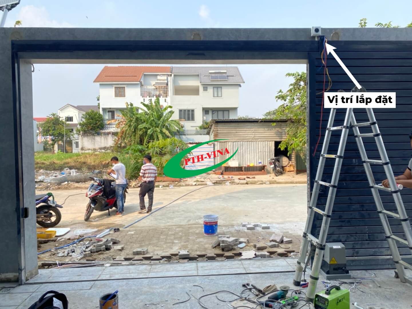 Vị trí lắp đặt bộ điều khiển cổng tự động qua điện thoại
