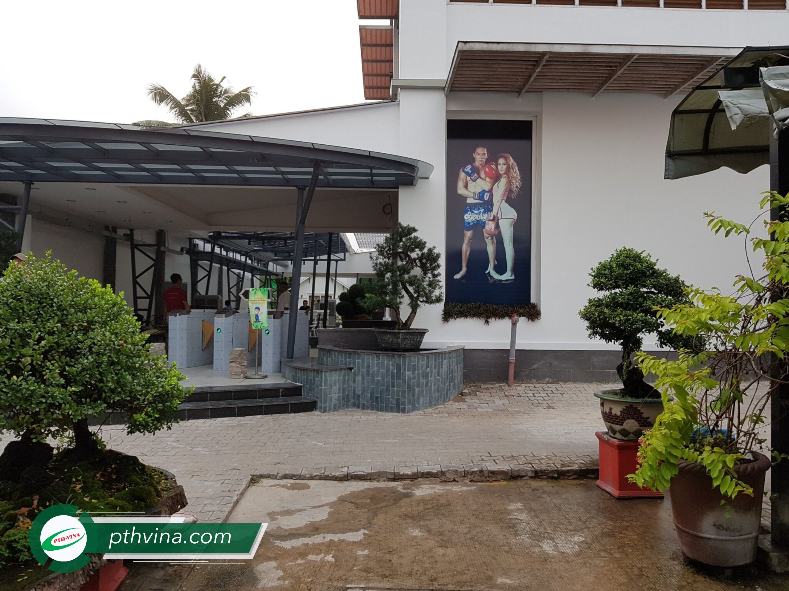 Công trình lắp đặt cổng flap barrier tại Green Garden Finess Center