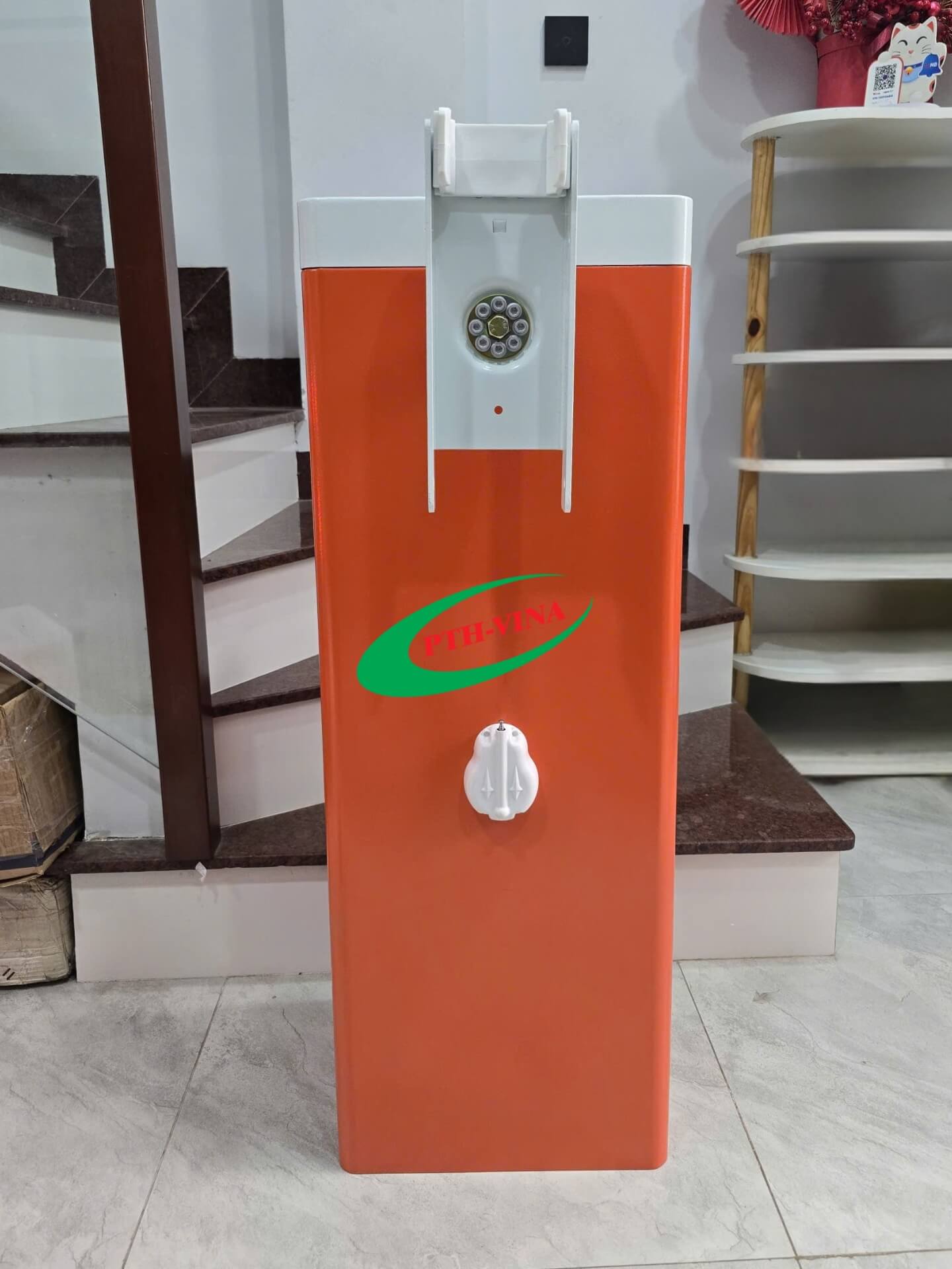 Mặt sau barie tự động wonsun DZ-230