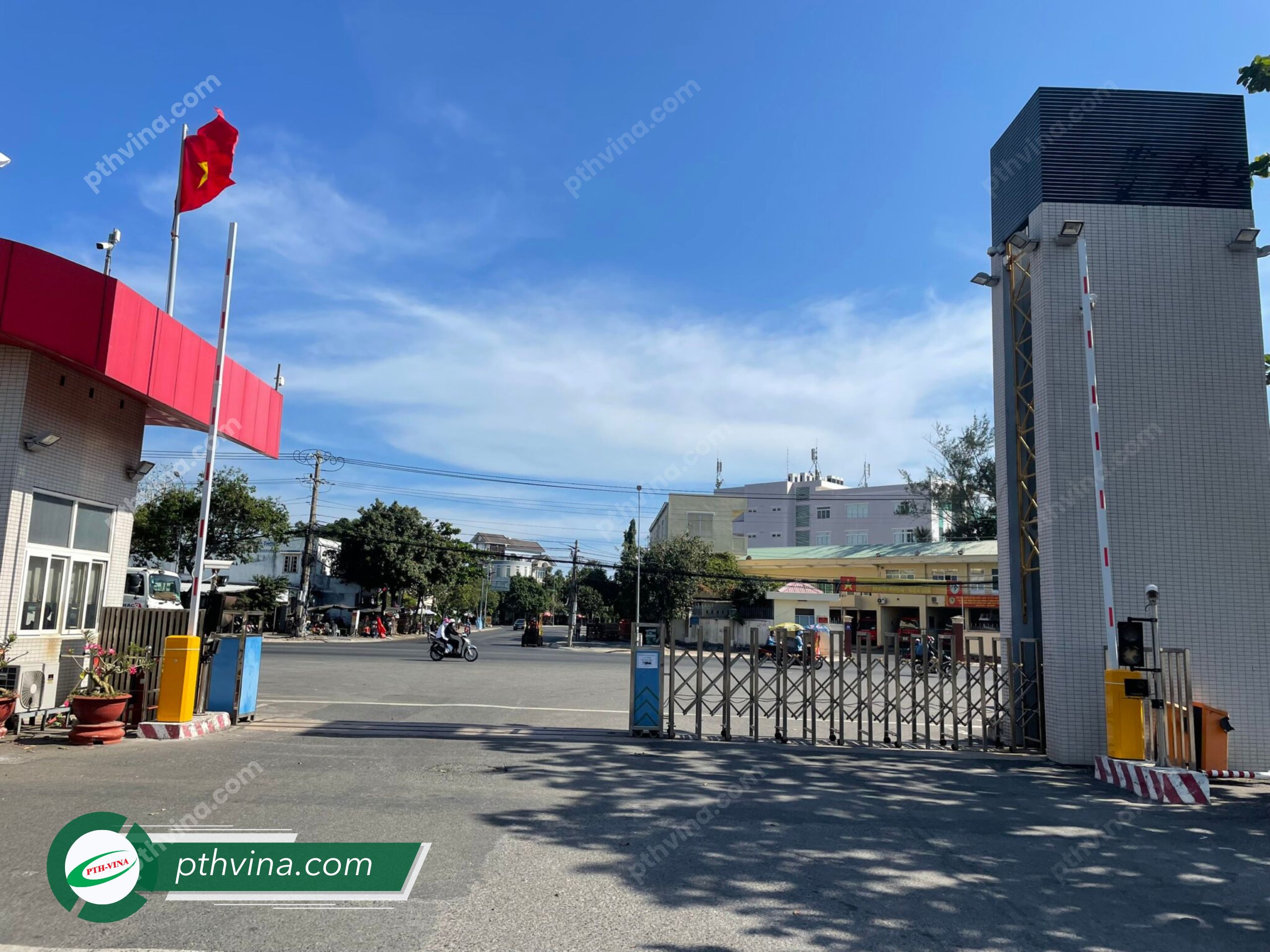 Công trình lắp đặt 2 trụ barie BS-306 tại Cảng Dầu khí Vietsovpetro