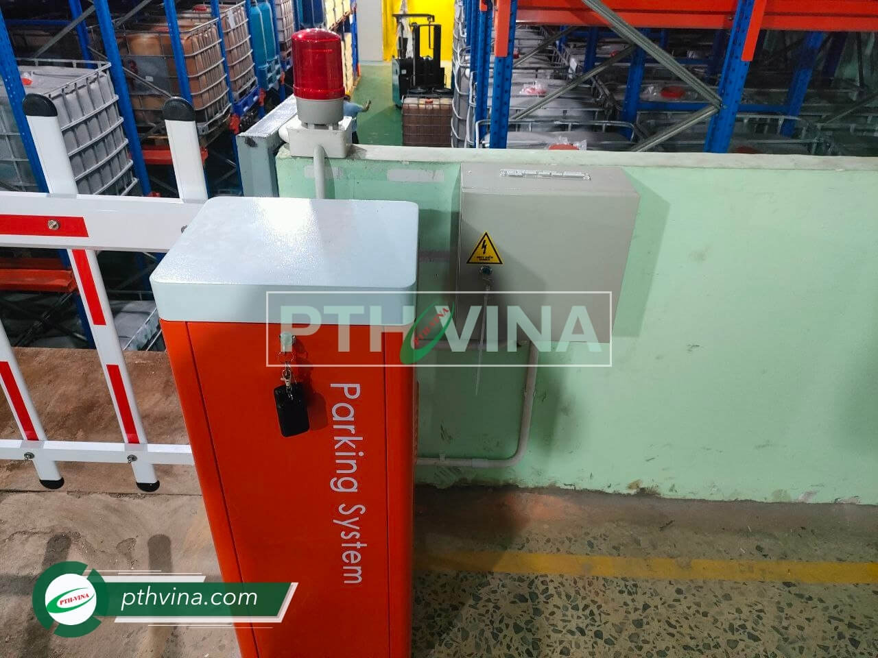 Hình 4: Công trình lắp barie tự động kiểm soát an ninh tại Bình Chánh