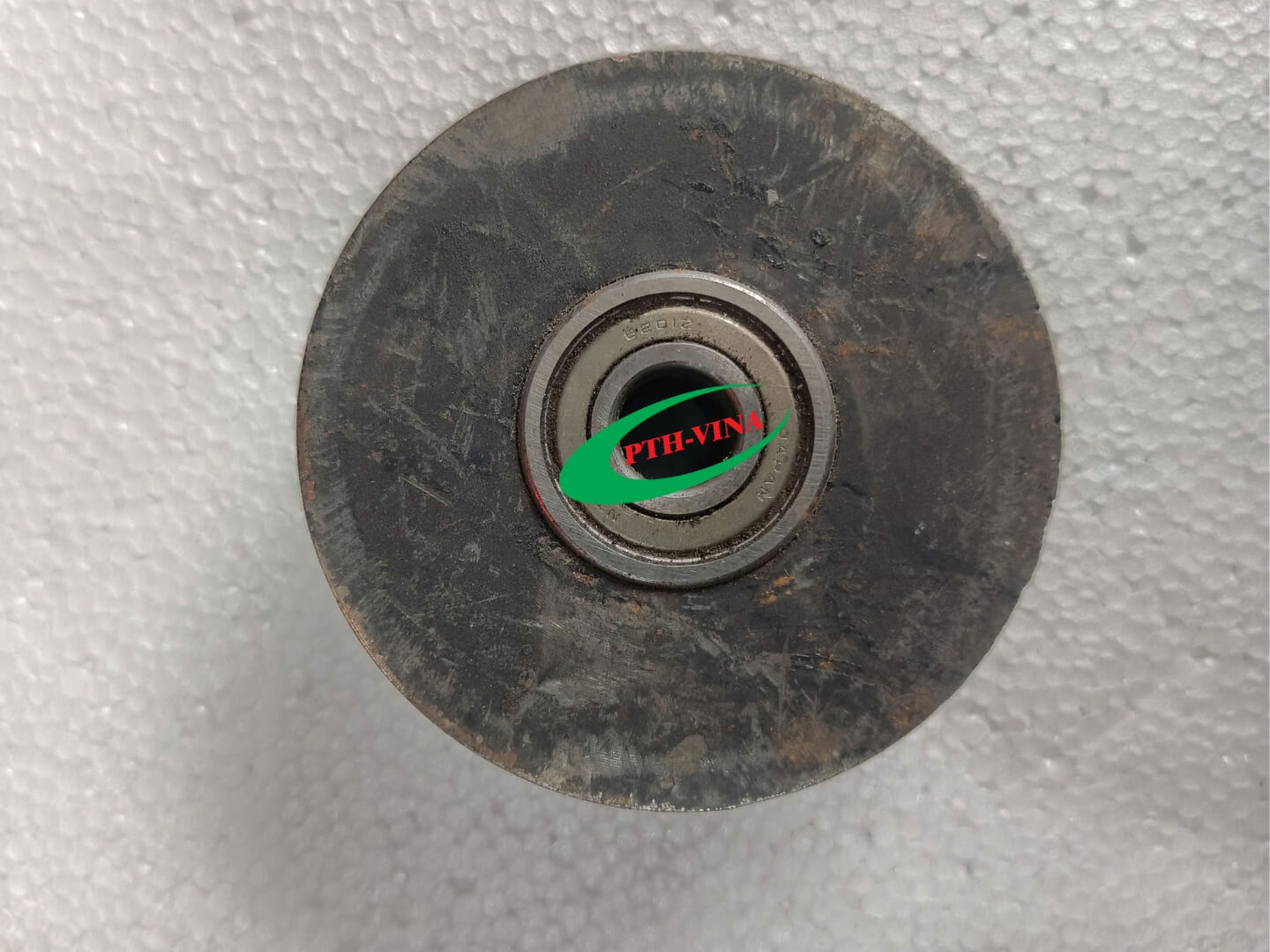 Bánh xe thân cổng xếp điện hai ray