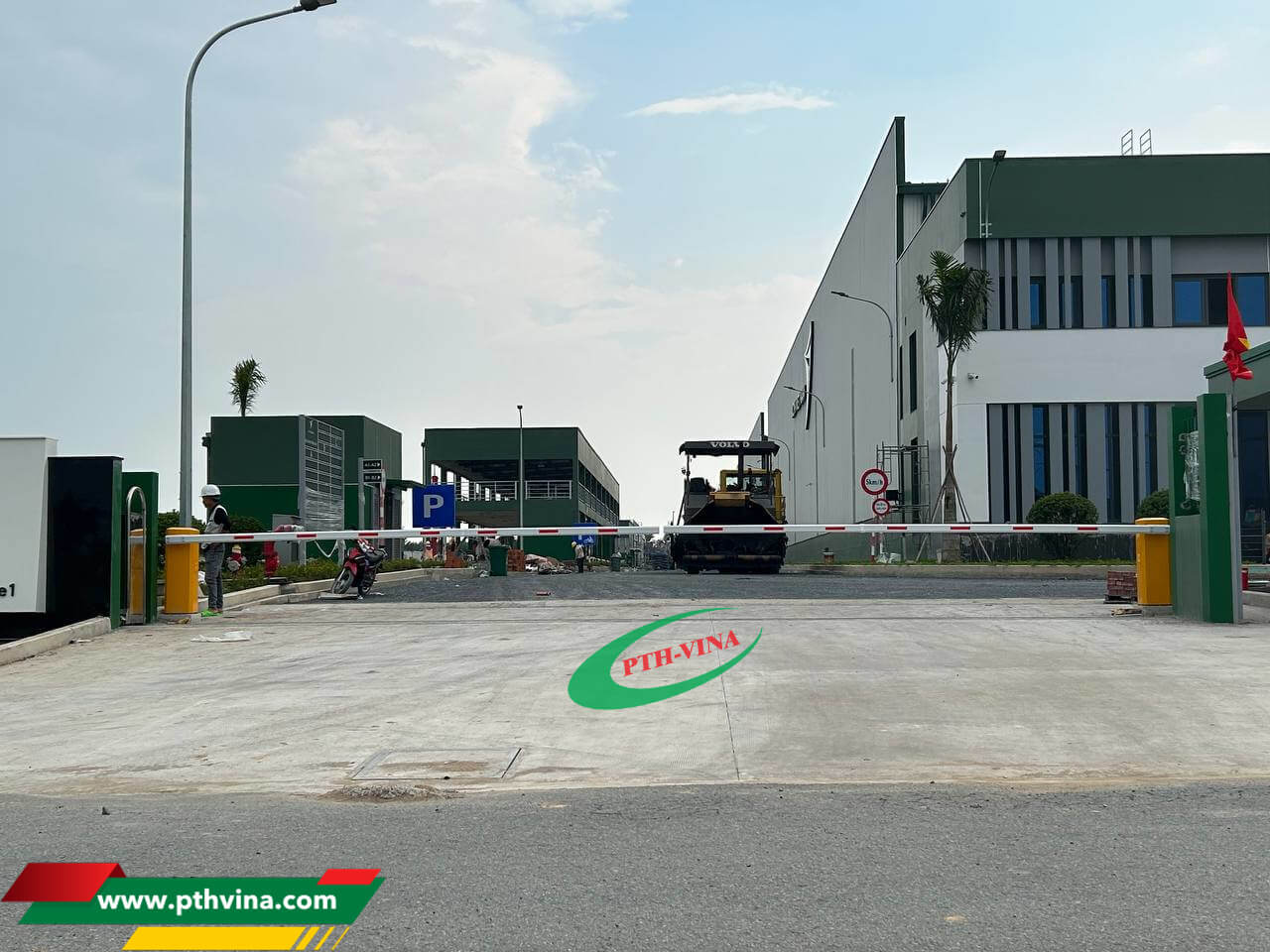 Barie tự động cần thẳng cho nhà máy, nhà xưởng Barie tự động cần thẳng cho nhà máy, nhà xưởng