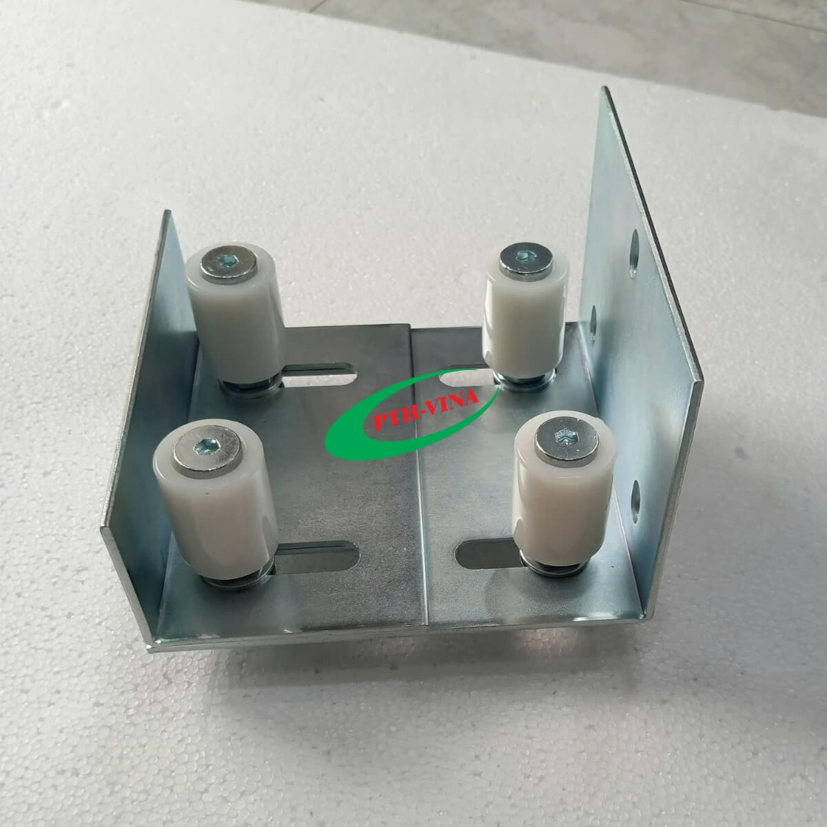 Bộ dẫn hướng 4 con lăn D30x40