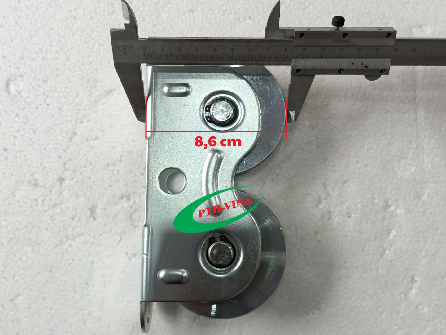 Chiều rộng bánh xe đôi cổng lùa phi 80mm