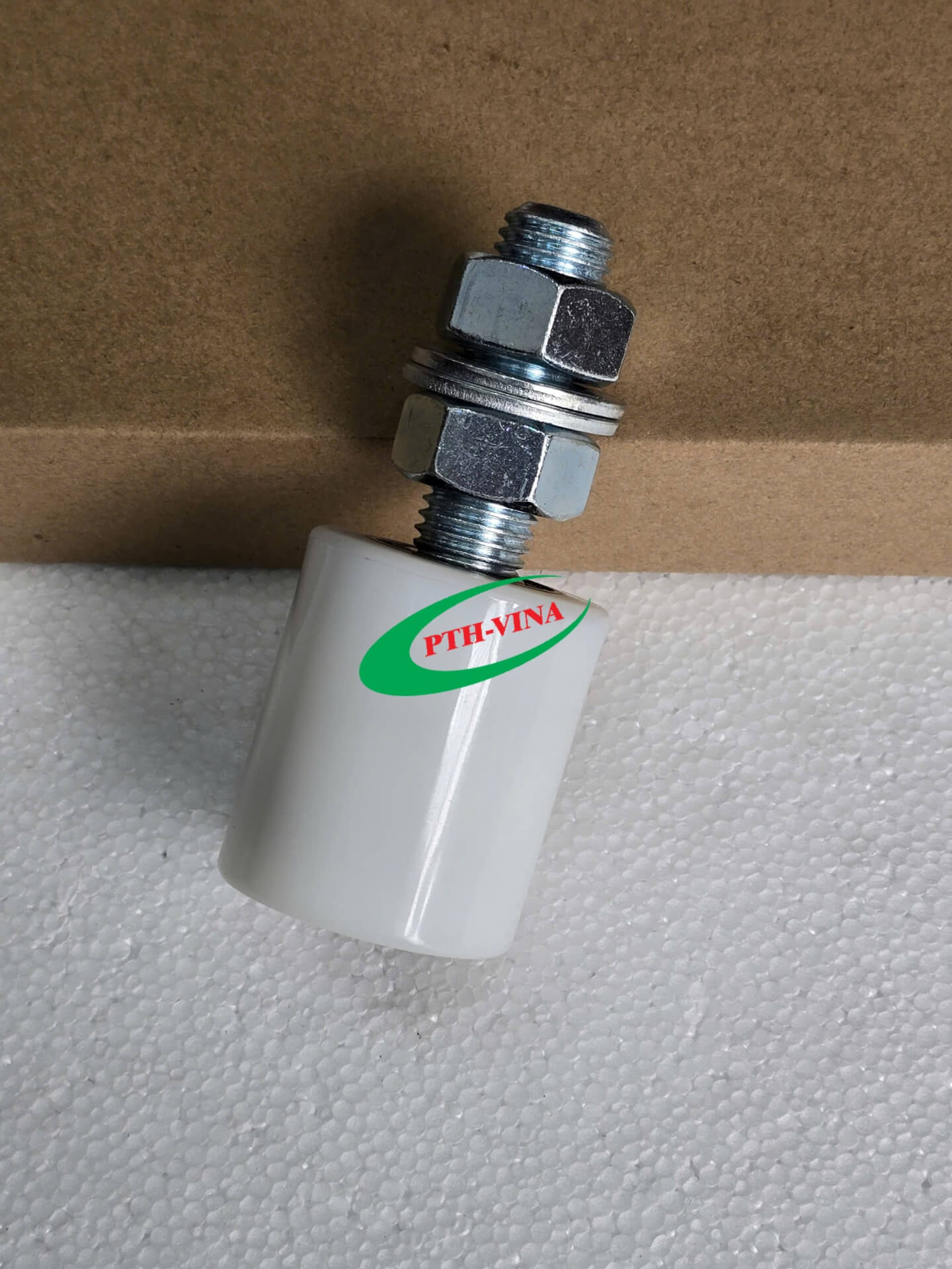 Con lăn định hướng cửa cổng lùa D50x60