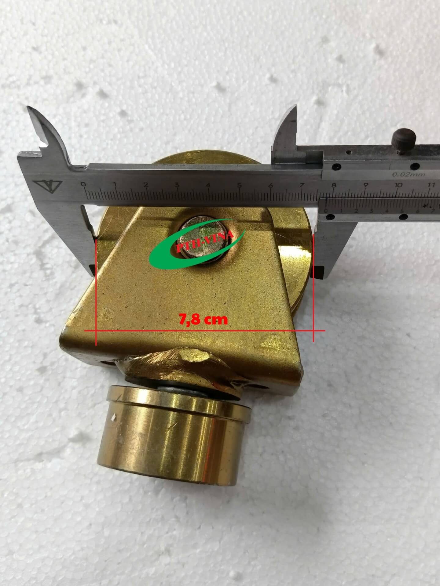 Đường kính bánh xe xoay 360 độ