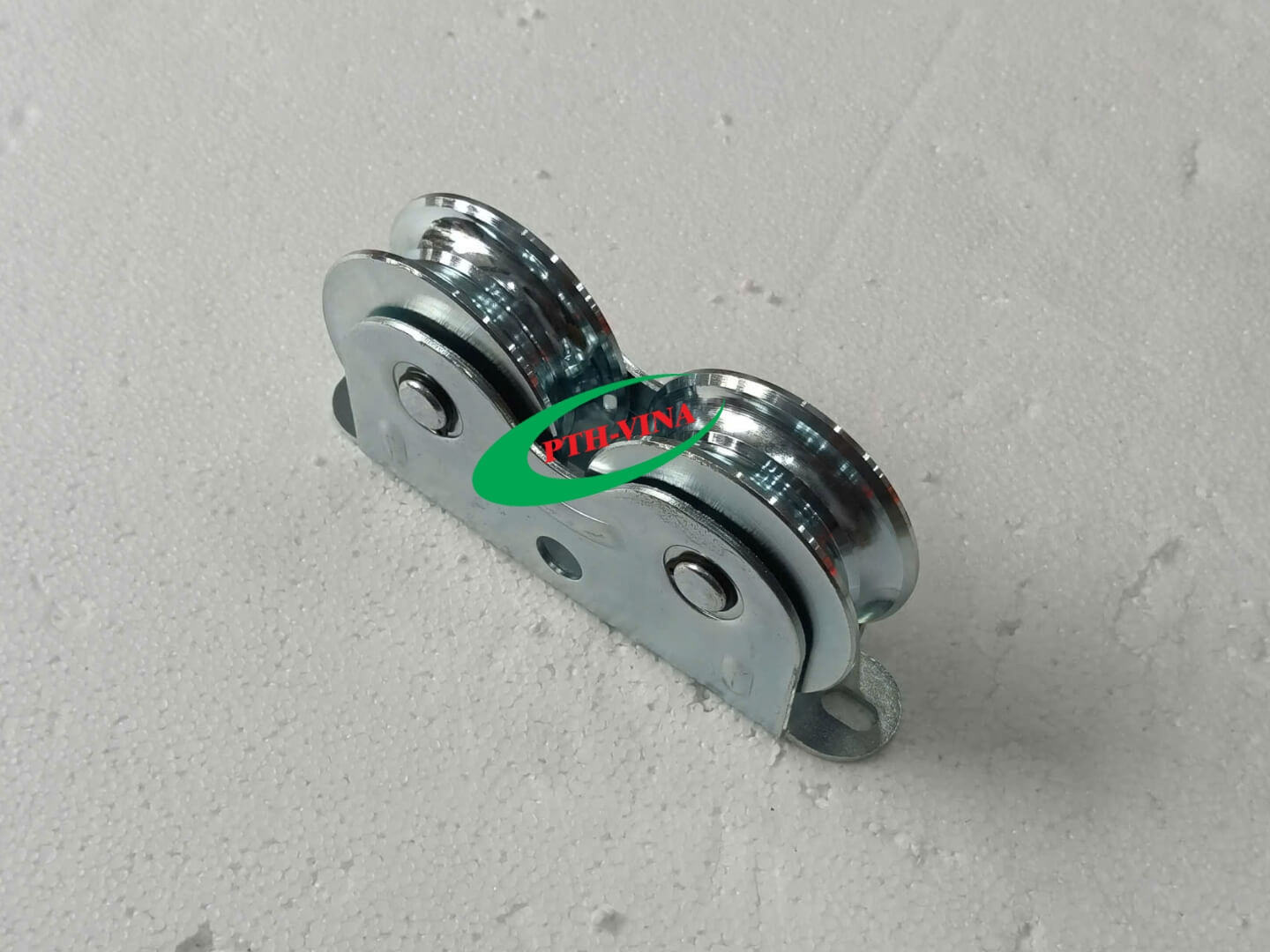 Bánh xe đôi cổng lùa phi 80mm