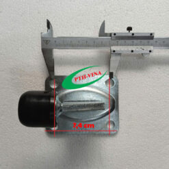 Cục chặn cổng lùa có tấm đế cao su