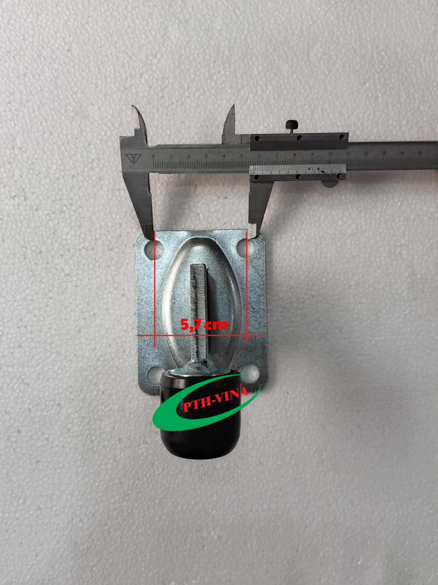 Cục chặn cổng lùa có tấm đế cao su