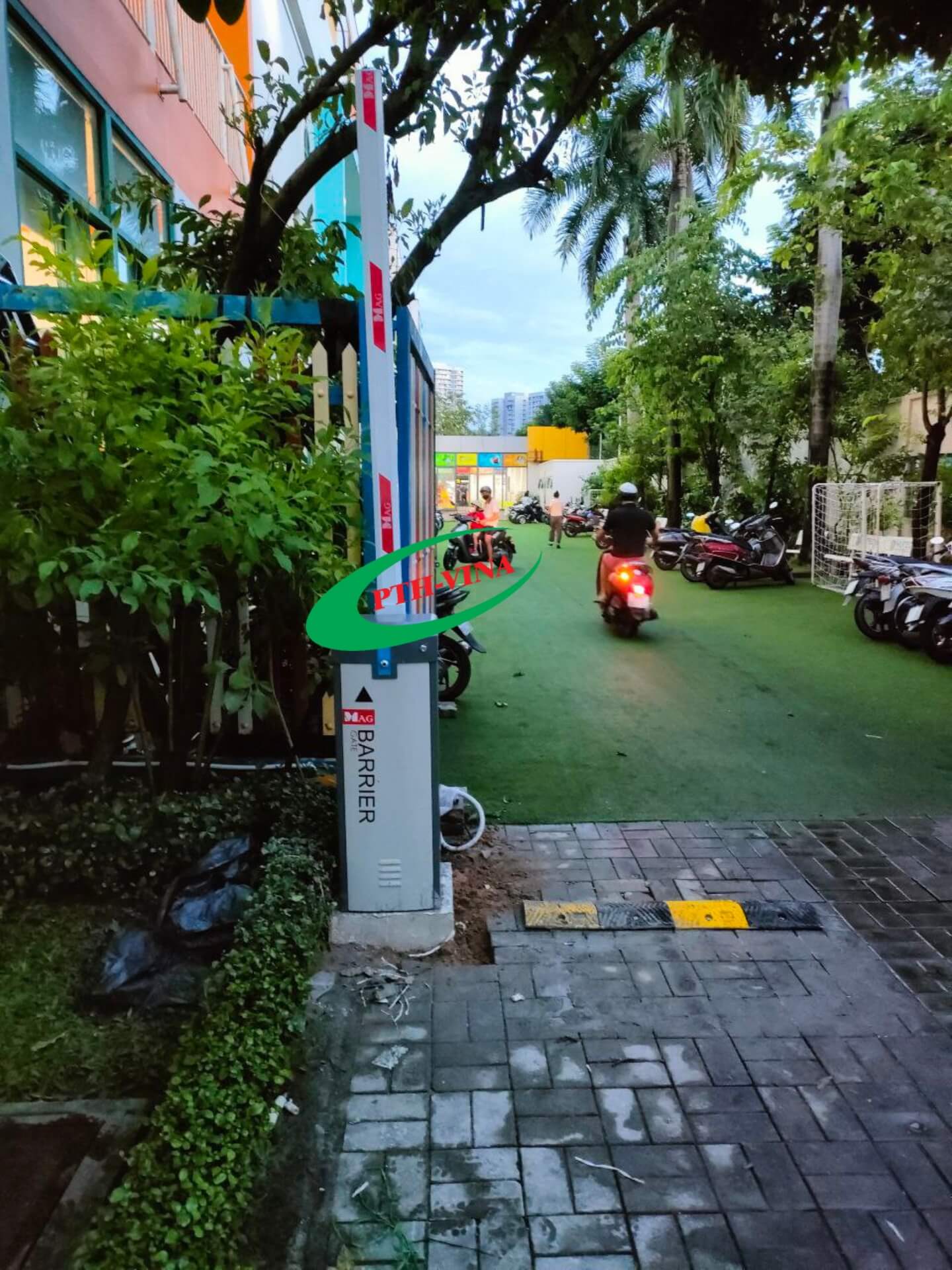 Công trình lắp đặt barrier tự động tại Quận 7