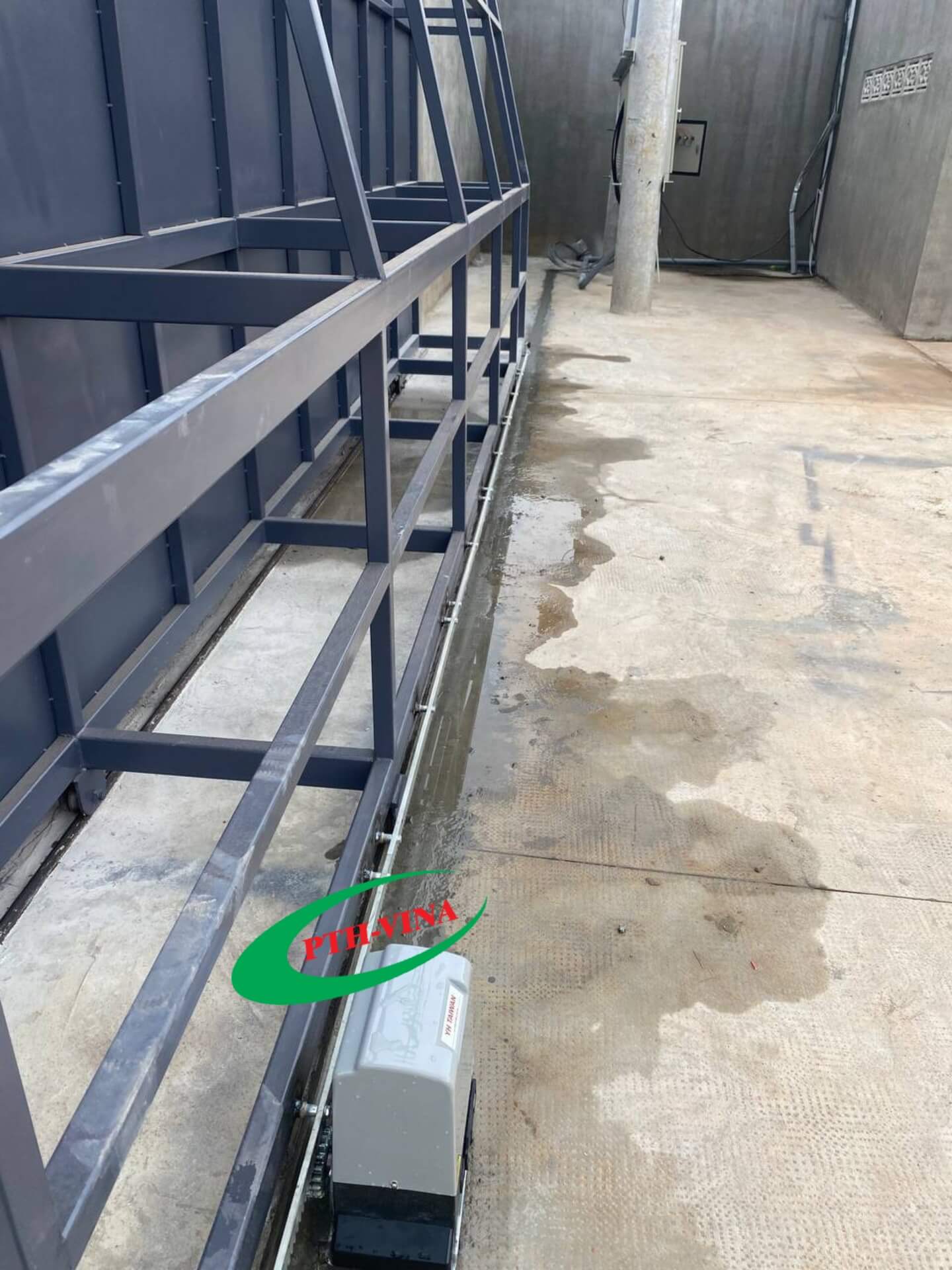 Công trình lắp motor cổng tại Uyên Hưng, Bình Dương