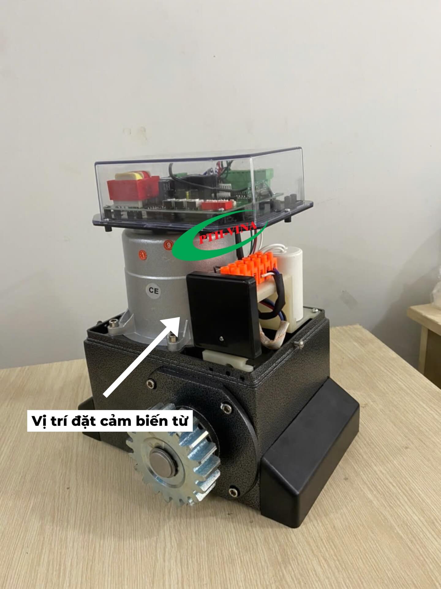 Vị trí lắp cảm biến từ motor cổng trượt