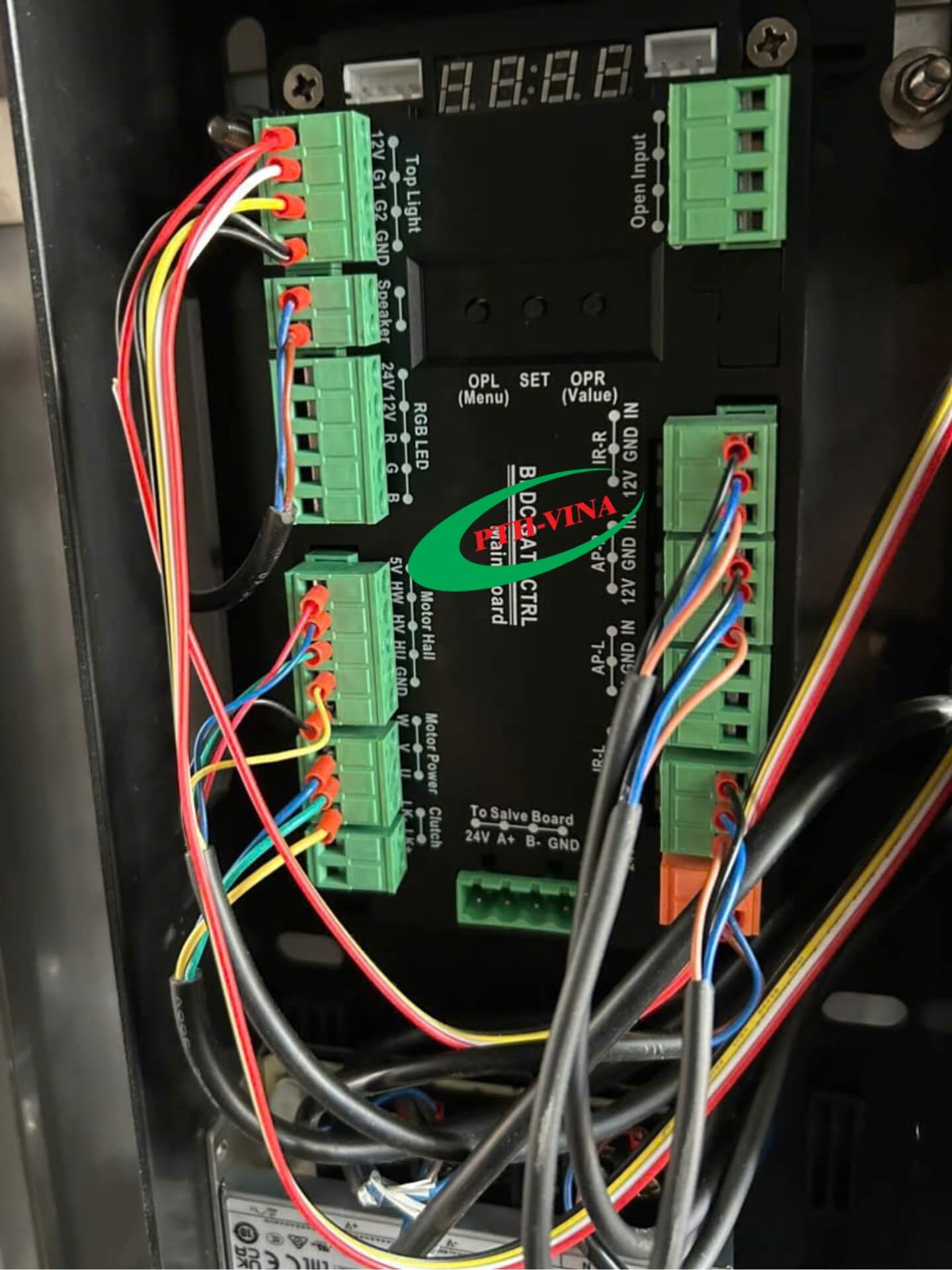 Main cổng flap barrier