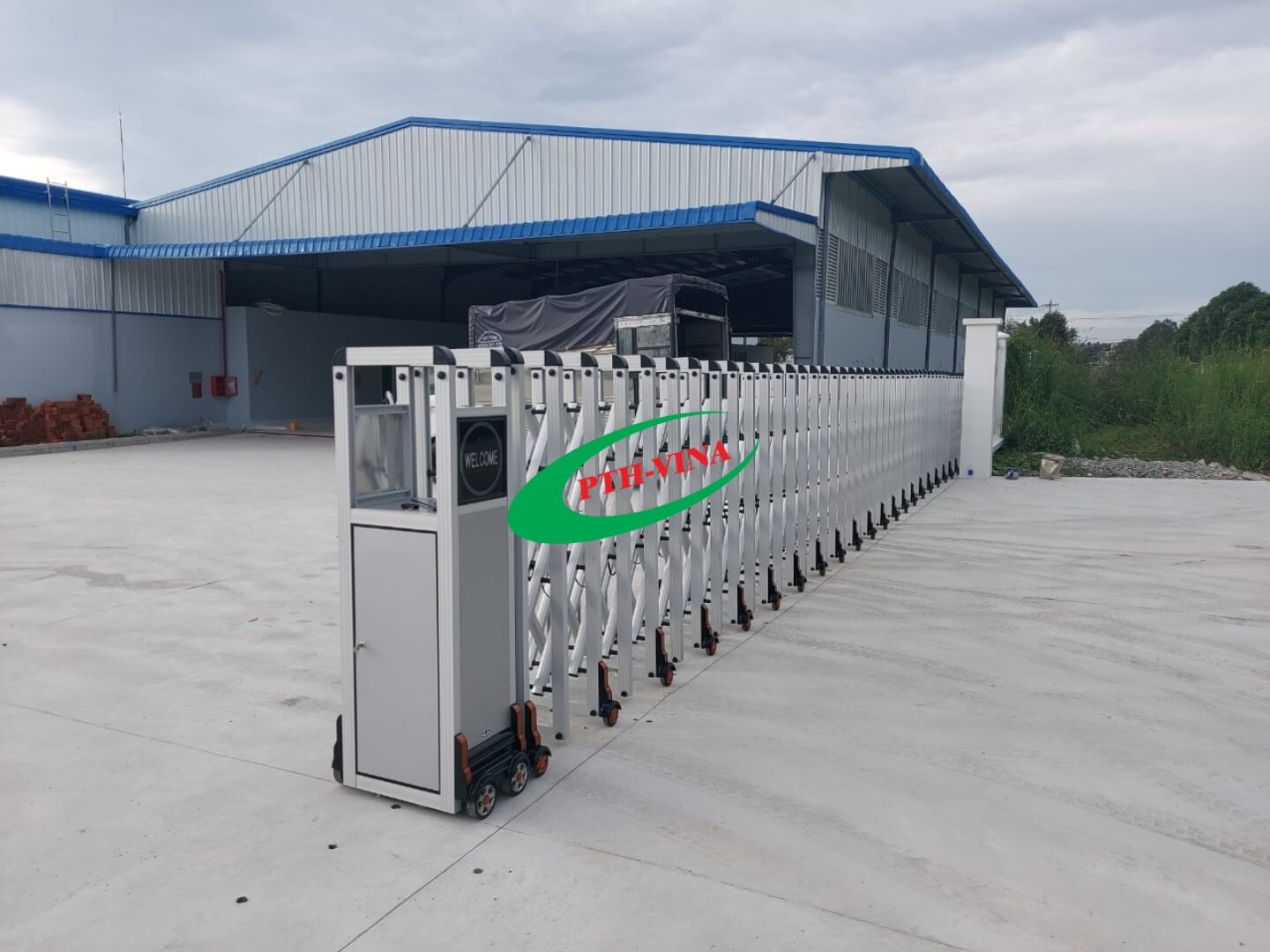 Ứng dụng cổng xếp nhôm