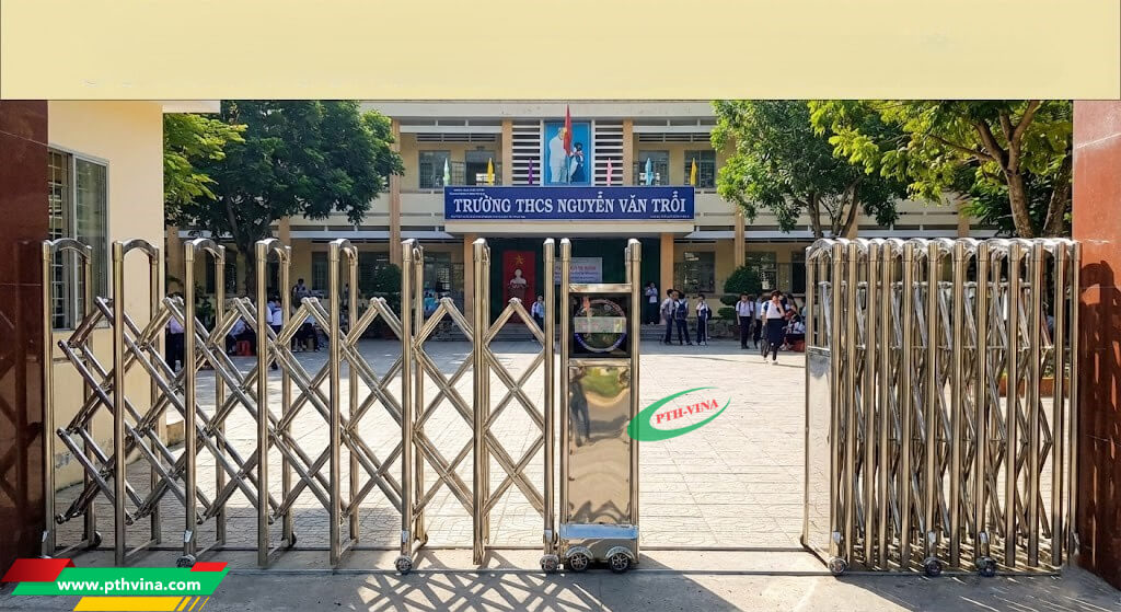 Cổng xếp Inox 304 (Lựa chọn bền vững nhất) cho trường học Cổng xếp Inox 304 (Lựa chọn bền vững nhất) cho trường học