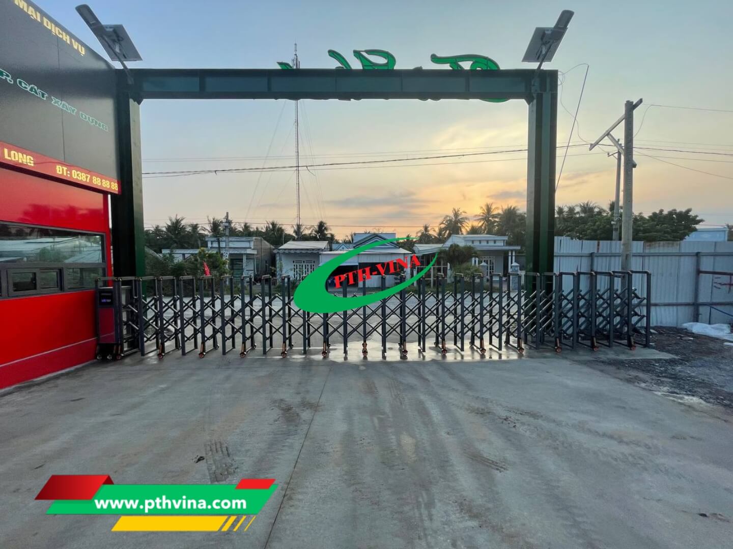 Công trình lắp đặt cổng xếp nhôm cho công ty tại Trà Vinh