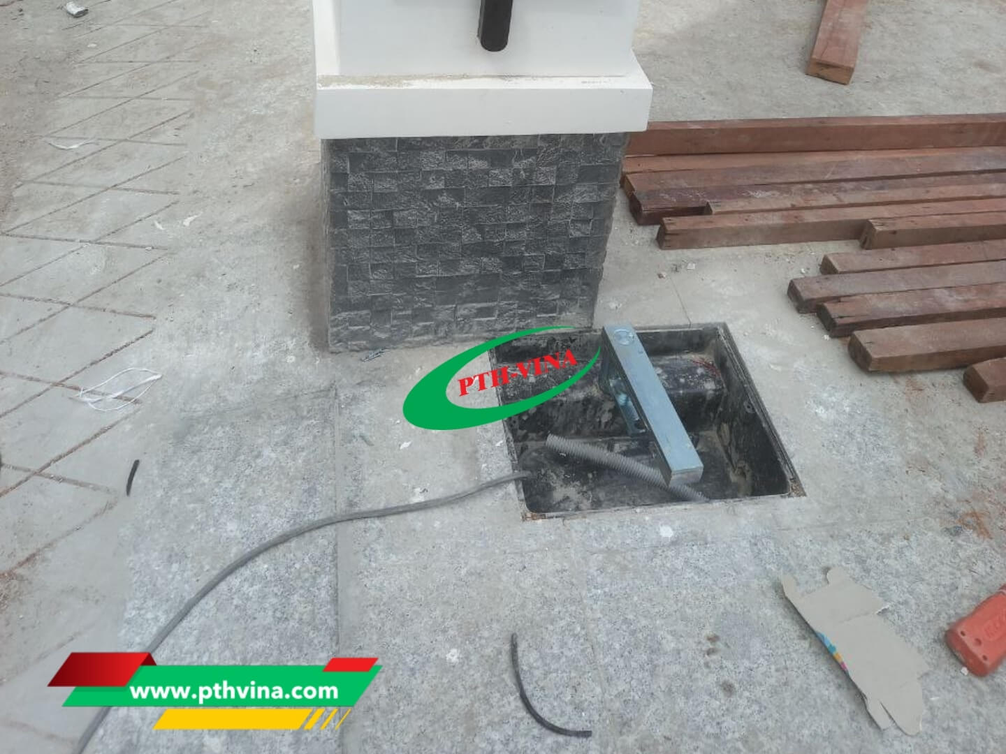 Lắp motor âm sàn DEA tại Vũng Tàu