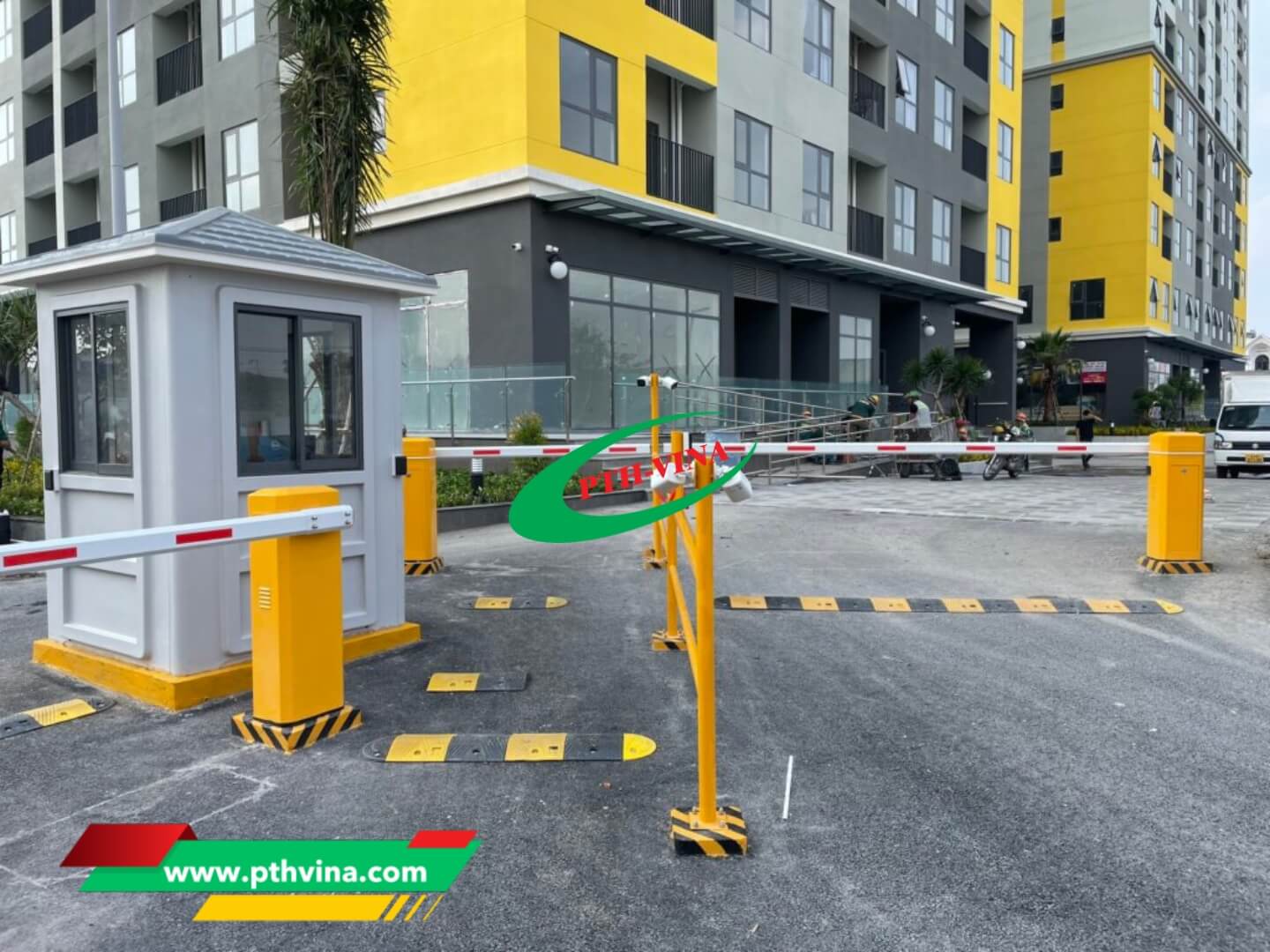 Thi công thực tế thiết bị giao thông