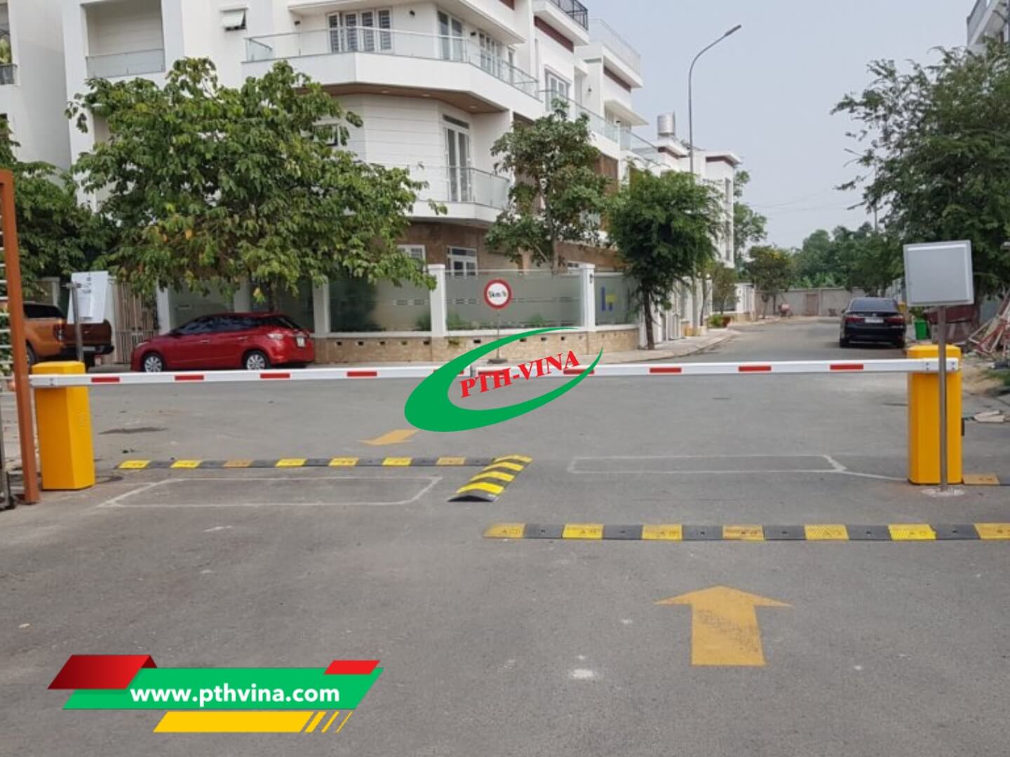 Thi công thực tế thiết bị giao thông