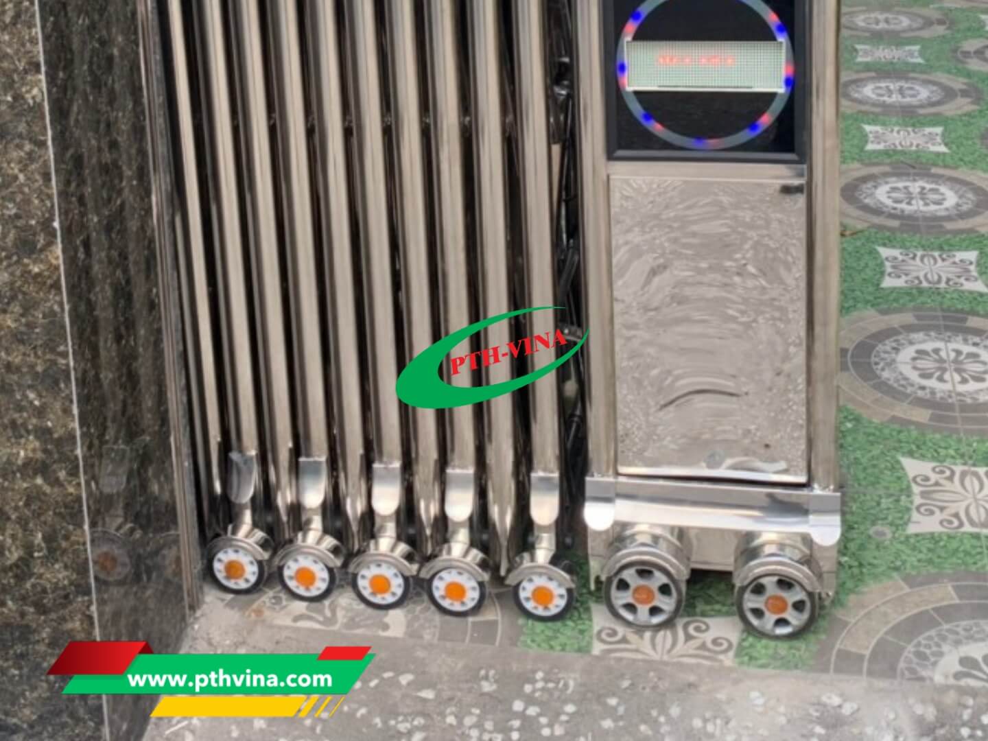 bánh xe cổng xếp