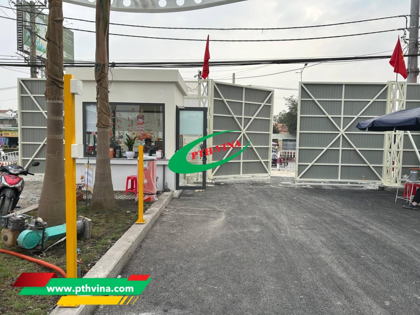 Lắp đặt hệ thống giữ xe tại Roxana PLAZA