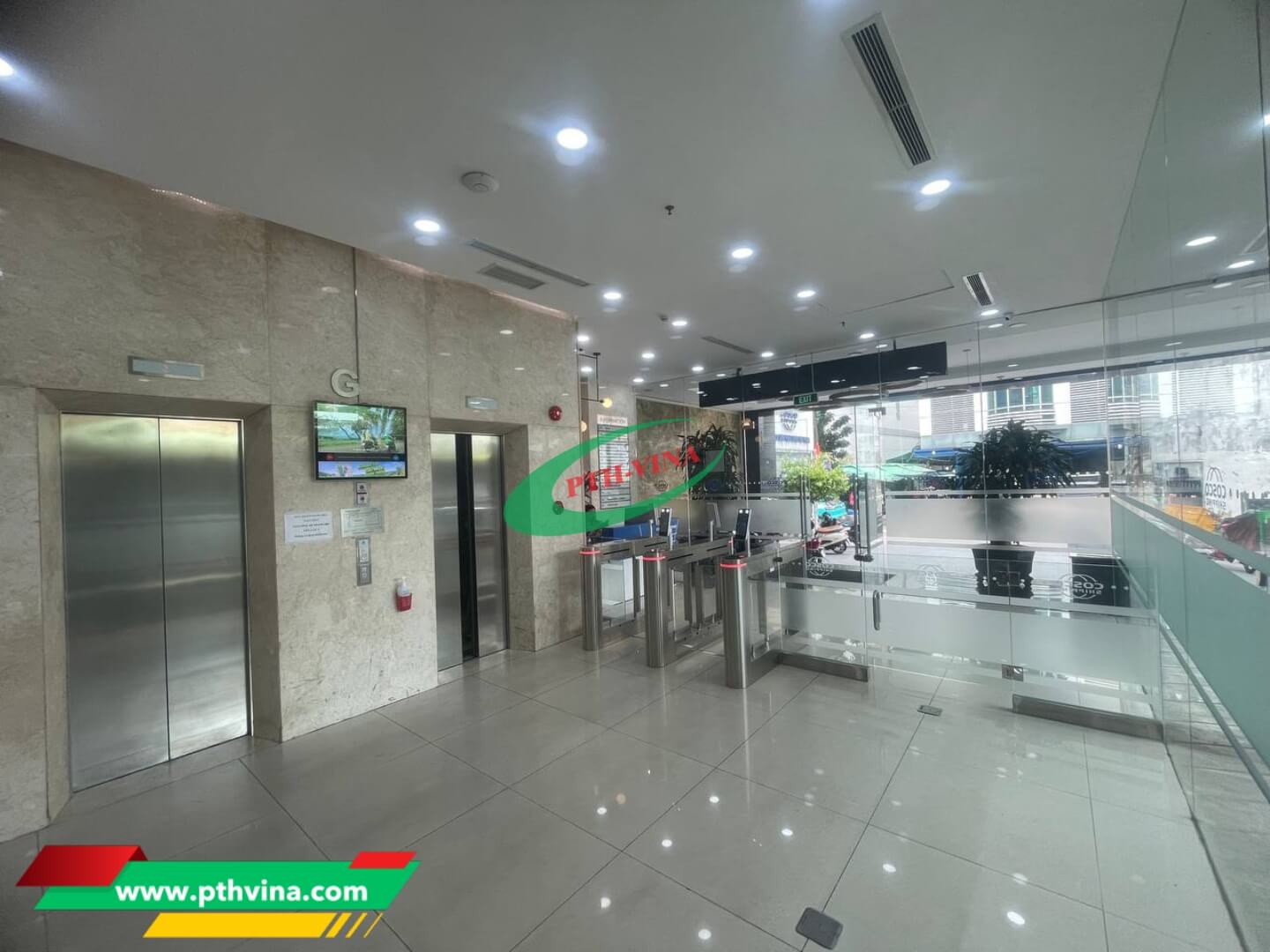 Công trình lắp cổng swing barrier tại Phú Nhuận