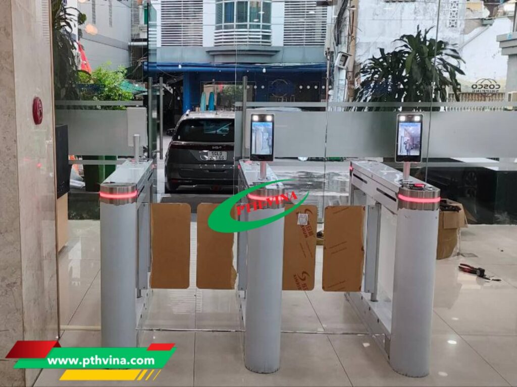Công trình lắp cổng swing barrier tại Phú Nhuận