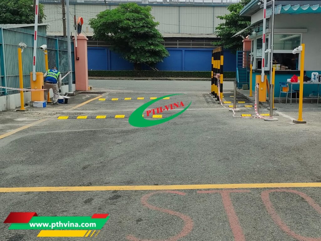 Công trình lắp hệ thống giữ xe tại KCN Sóng Thần