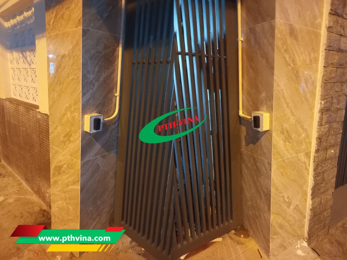 Công trình lắp motor cổng con lăn tại Thủ Đức
