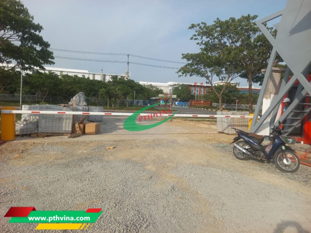 lắp 2 trụ barie BS-306 tại Vũng Tàu